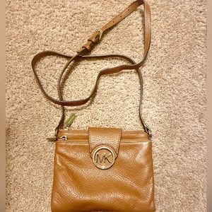 Brand: Michael Kors